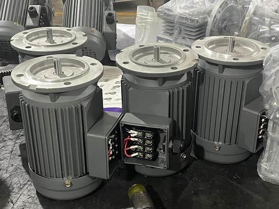 三相異步電動機